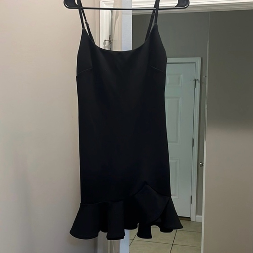 Elegant Black Ruffle Hem Dress